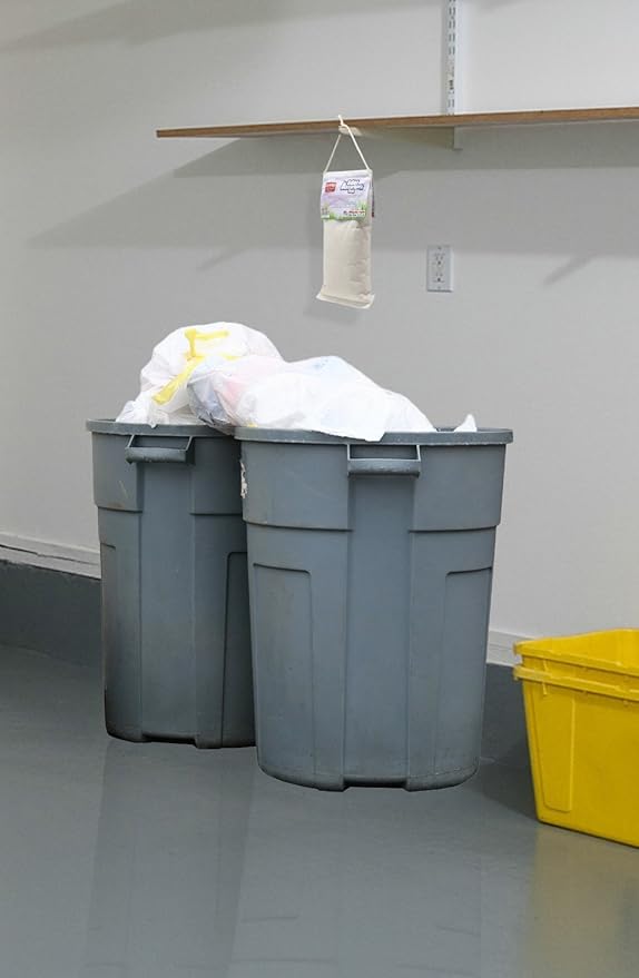 GrandLifeBrands PREMIUM Odor Eliminator - dead rodents, stale food, pet odors, cat litter, garbage, skunks, urine/feces, smoke - REMOVES - NOT COVERS UP odors from the air (English/French) (1)