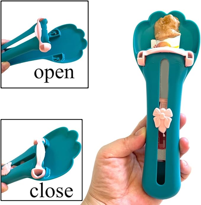 Cat Claw Shaped Cat Strip Squeeze Spoon, Delectables Lickable Cat Treats Spoon, Wet Treat Cat Feeder Spoon Treat Squeeze Spoon for Lickable Wet Cat Treats Liquid Snack Feeding (Pink + Blue)