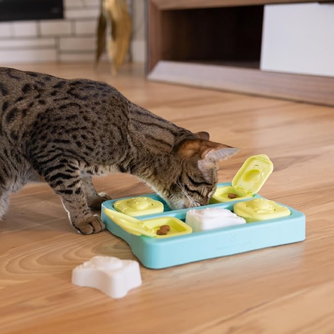 Catstages Kitty Cube Interactive Cat Treat Puzzle, Blue